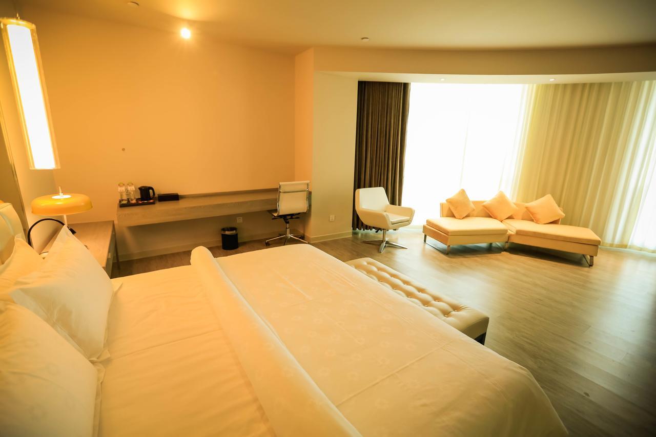 Metropolo Jin Jiang Hotels Turpan Administrative The Heart Of Pai ภายนอก รูปภาพ