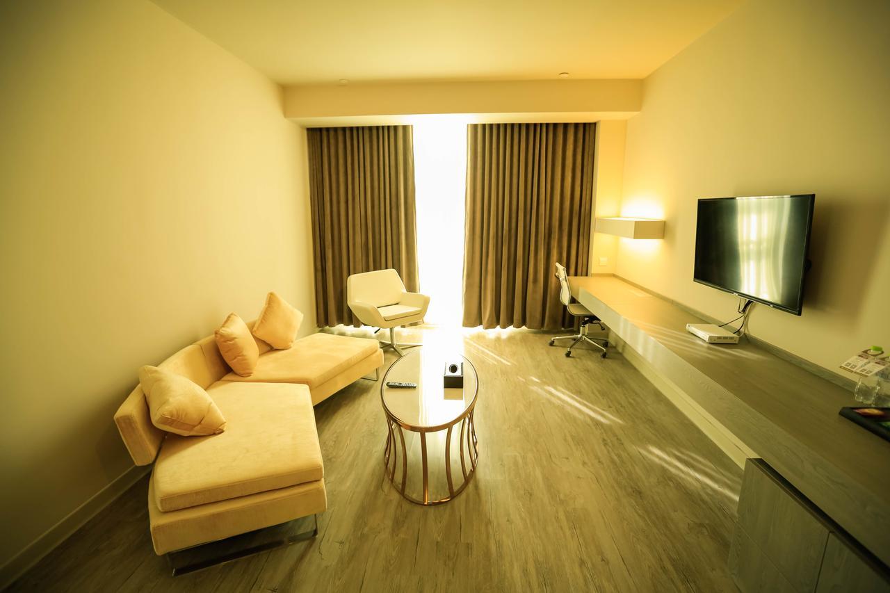 Metropolo Jin Jiang Hotels Turpan Administrative The Heart Of Pai ภายนอก รูปภาพ